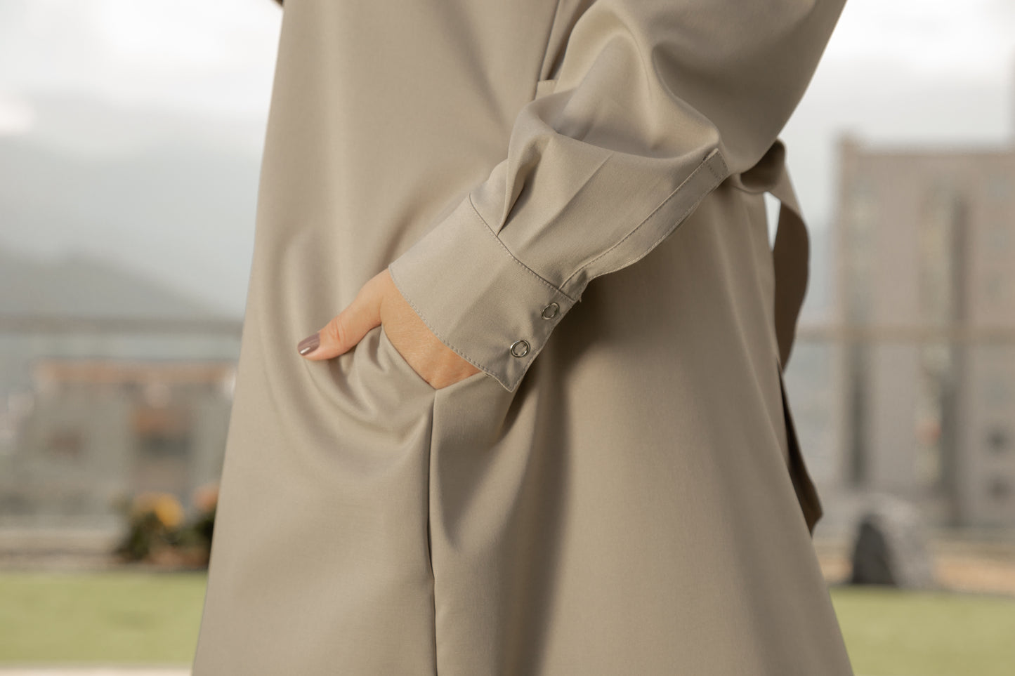 Renacer - Bata de Protección Femenina