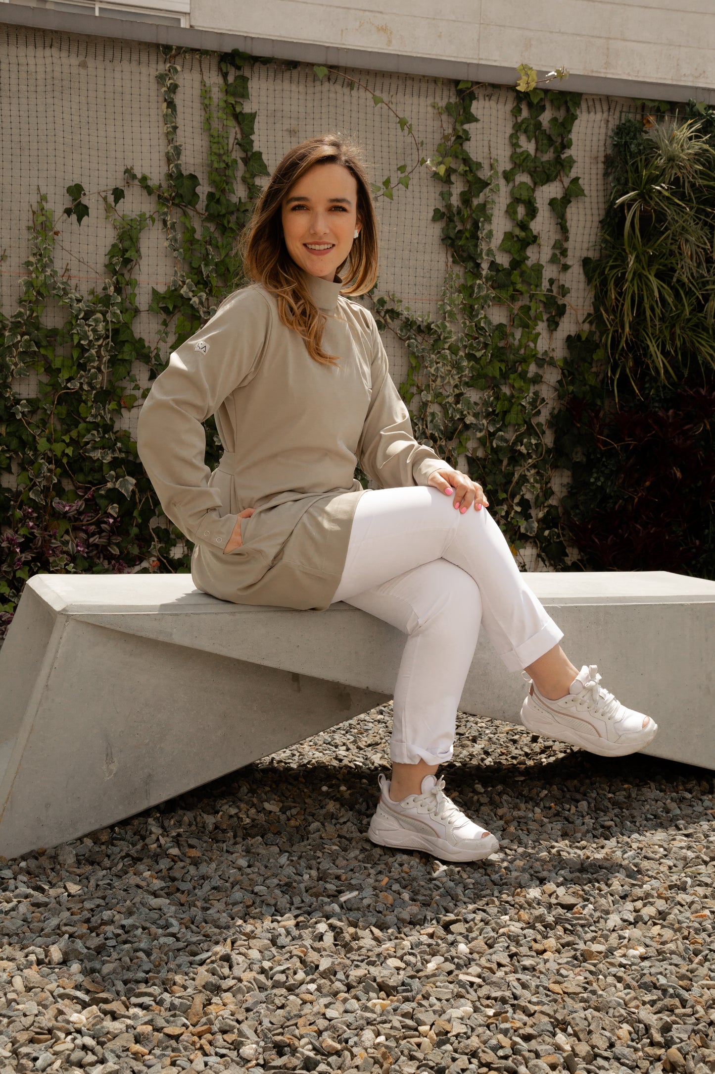Renacer - Bata de Protección Femenina