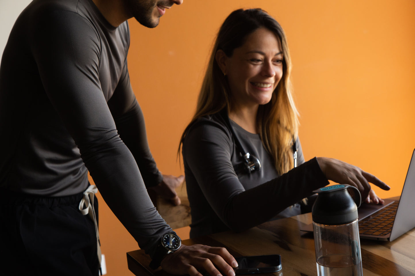 Kinesis - Buzo para maternidad