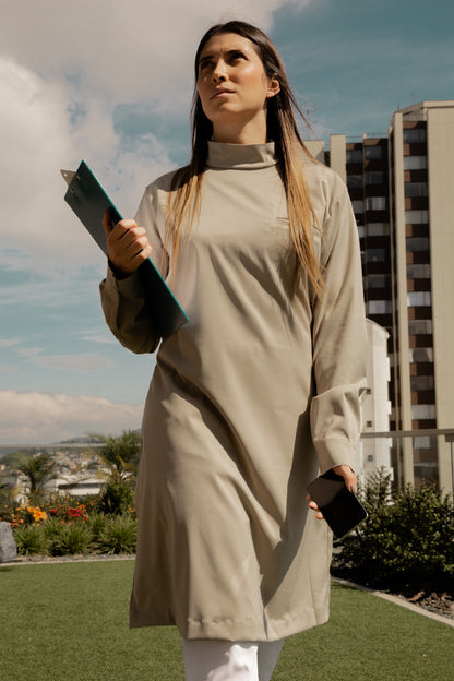 Renacer - Bata de Protección Femenina